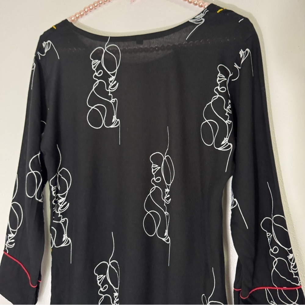 Unbranded black intertwined couple embroidered faces dress size Large - Picture 13 of 16